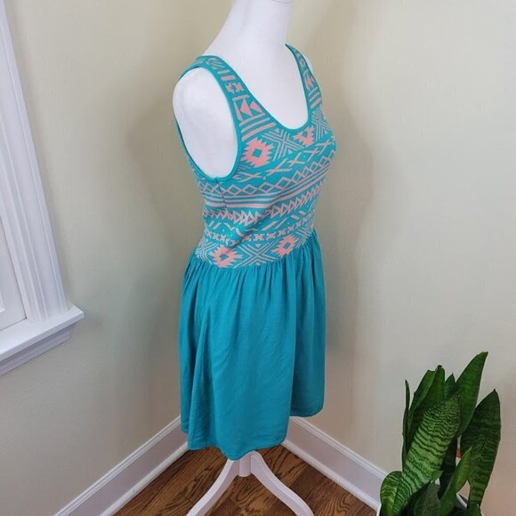 Skies Are Blue Dakota Turquoise & Coral Fit & Flare Tank Dress Women's Size M - Picture 8 of 12